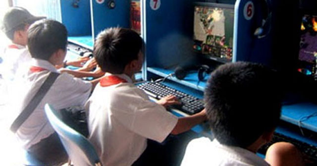 Bài văn mẫu lớp 12: Nghị luận về game online vấn nạn của học đường