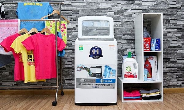 Máy giặt cửa trên Samsung có thiết kế hiện đại, đời mới