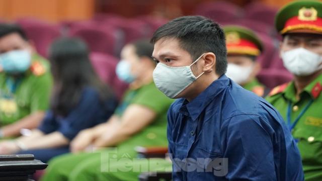 Bị cáo Nguyễn Võ Quỳnh Trang trả lời HĐXX về lý do rút kháng cáo, chấp nhận án tử hình ảnh 8